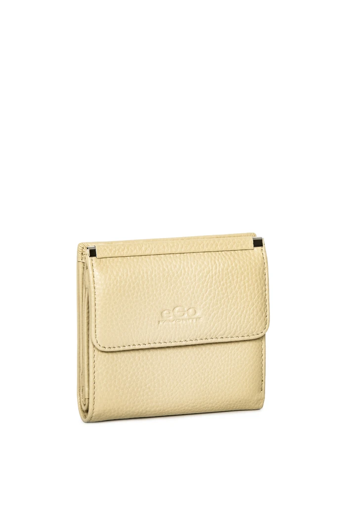Кошелек Ego Favorite 306-0017М бежевый<br /><span>Женская коллекция</span> Кошелек Ego Favorite 306-0017М бежевый<br /><span>Женская коллекция</span>